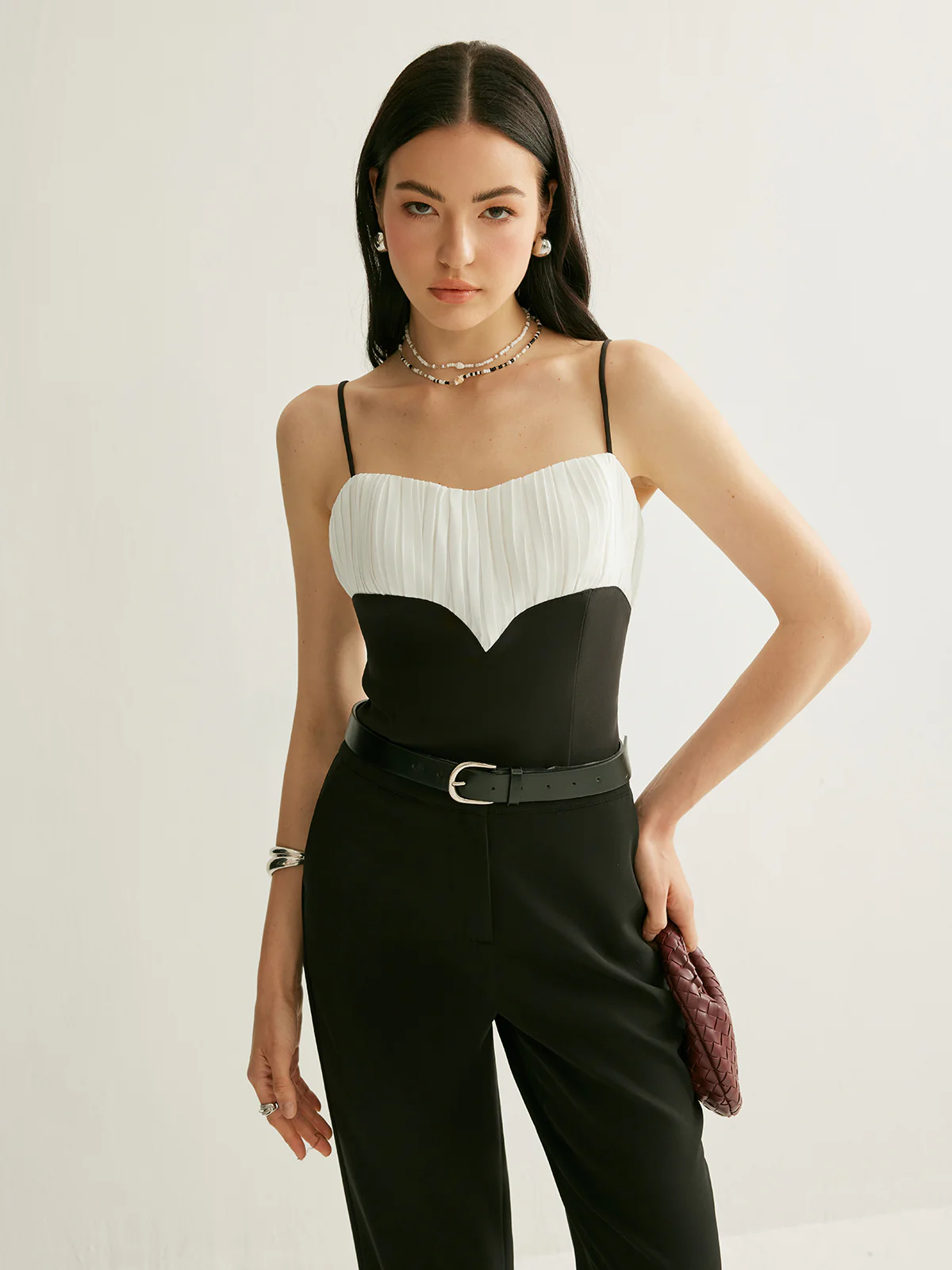 Contrast Binding Adjustable Straps Cami Top - Takermore