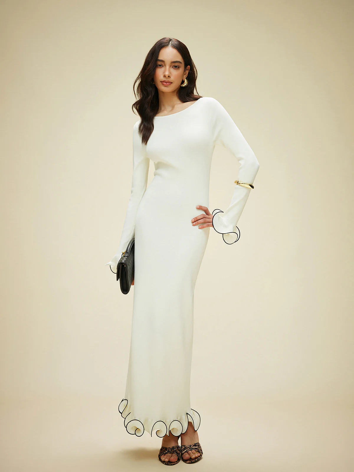 Scalloped Hem Knitted Backless Dress - Takermore