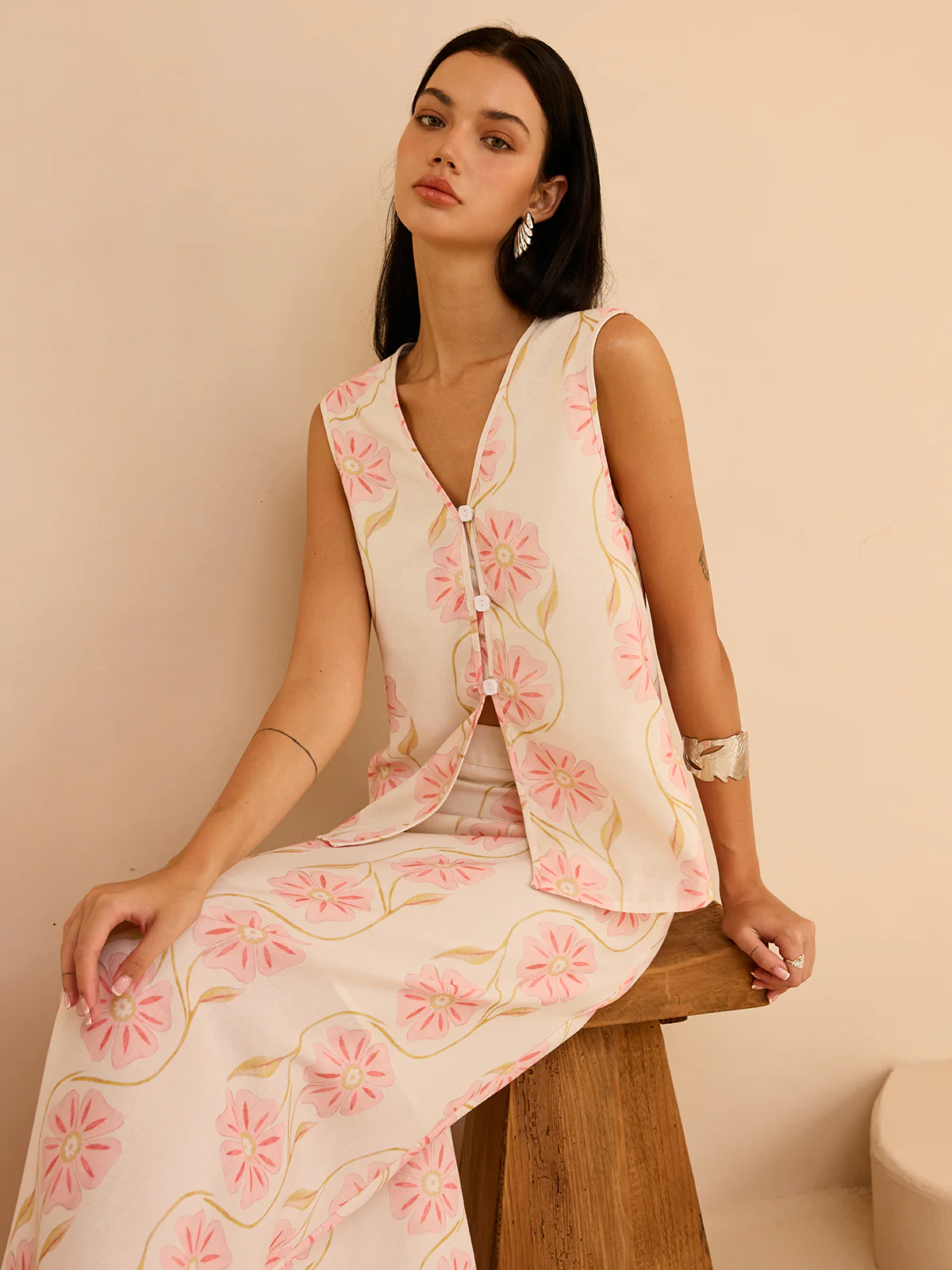 Floral Print Sleeveless Vest - Takermore