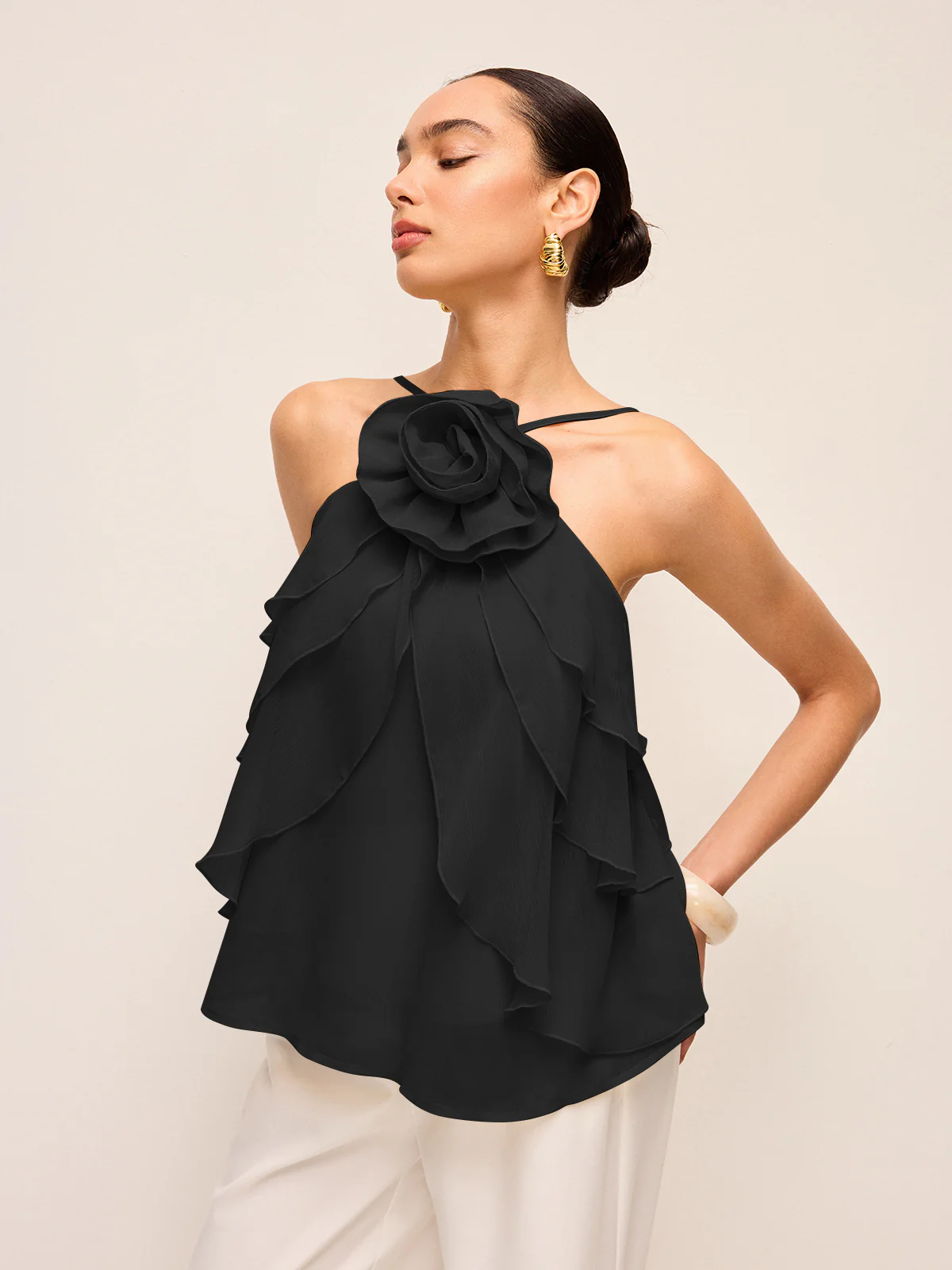 Floral Ruffle Halter Top - Takermore