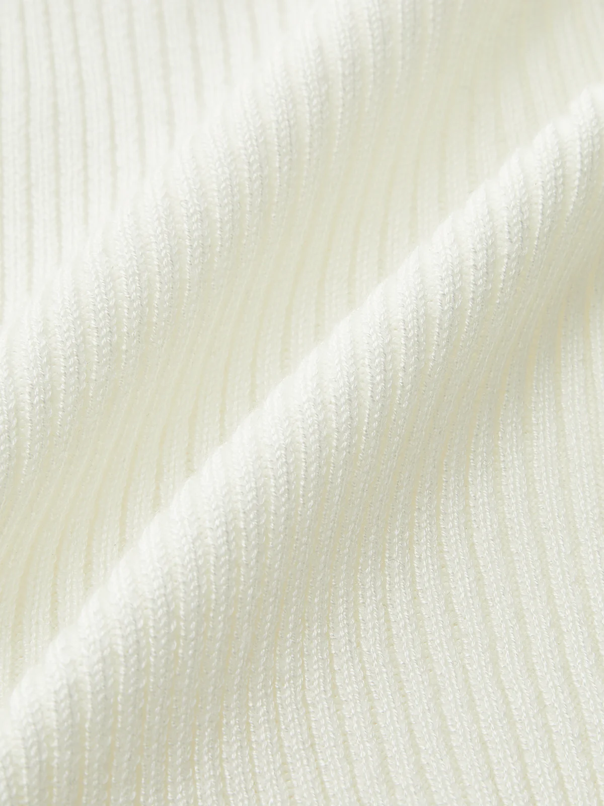 Ribbed Knit Metal Button Cami Top - Takermore