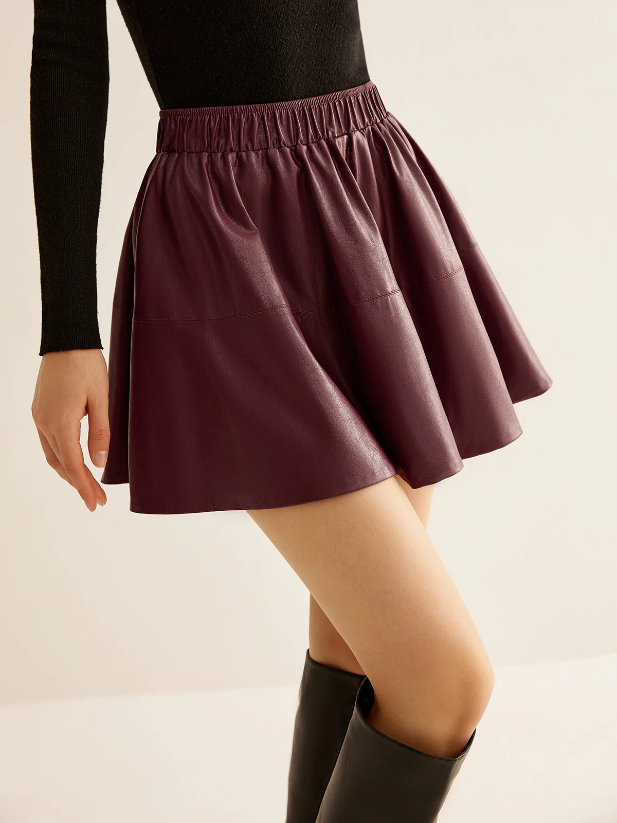 Elastic Waist Pleated PU Leather Skirt - Takermore