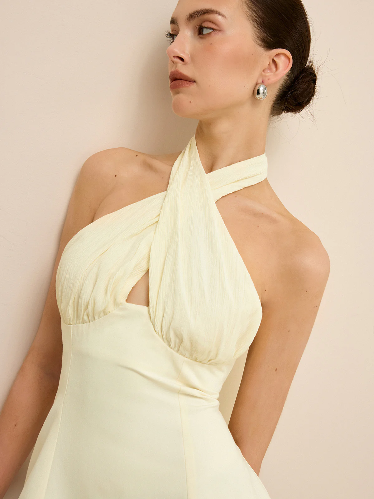 Cross-Over Halter Backless Tank Top - Takermore