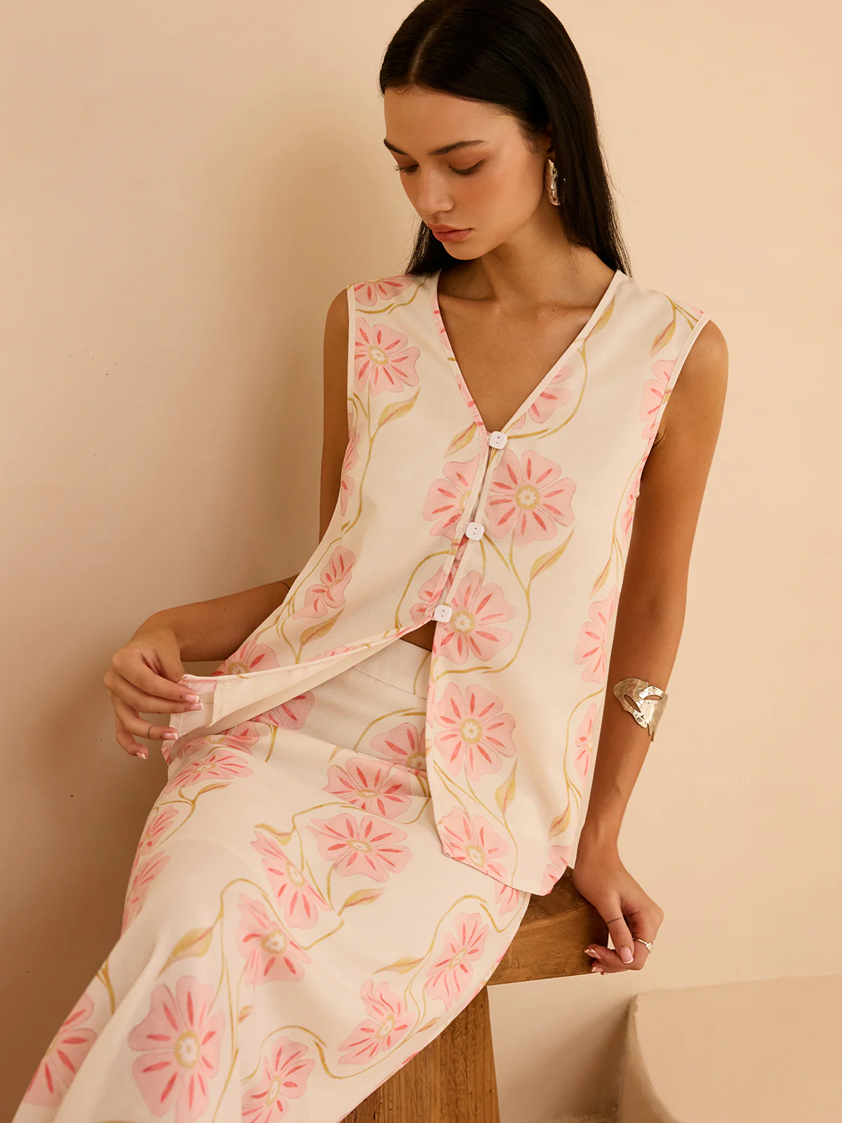 Floral Print Sleeveless Vest - Takermore