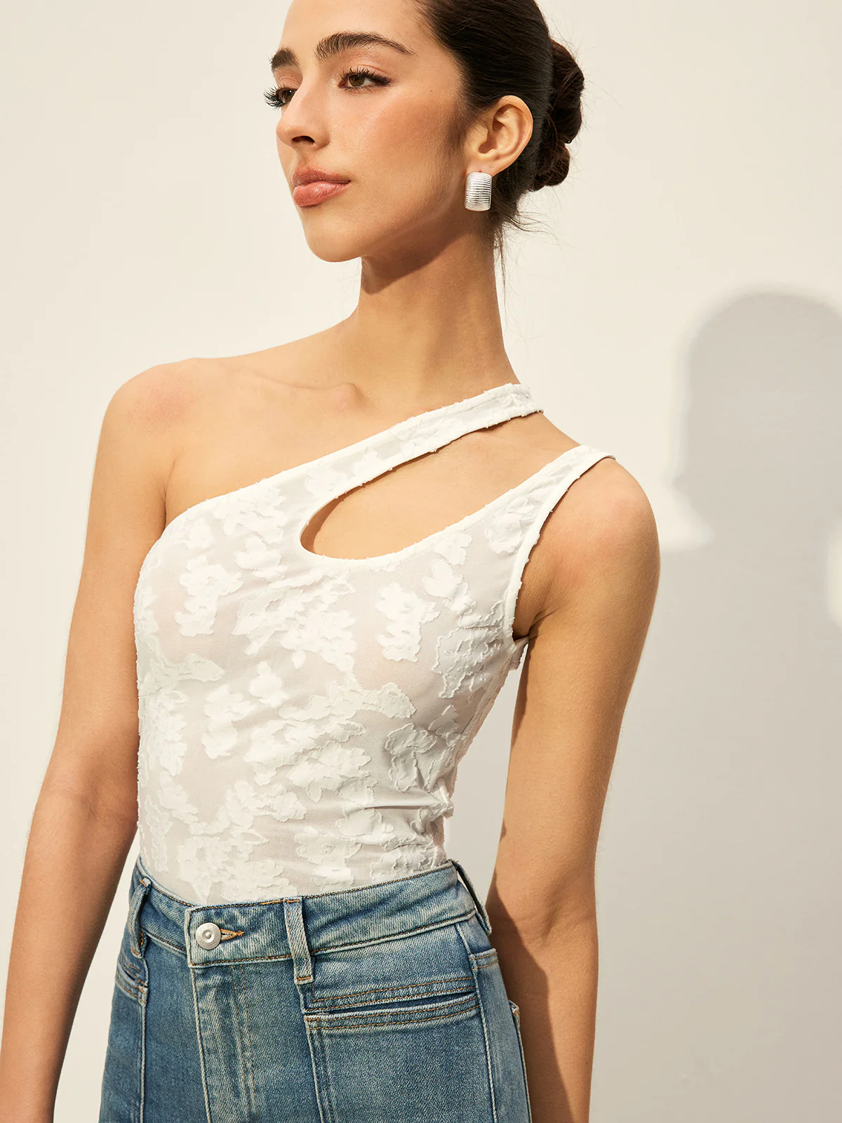 Semi-Sheer One-Shoulder Asymmetrical Cut-Out Embroidery Tank Top - Takermore