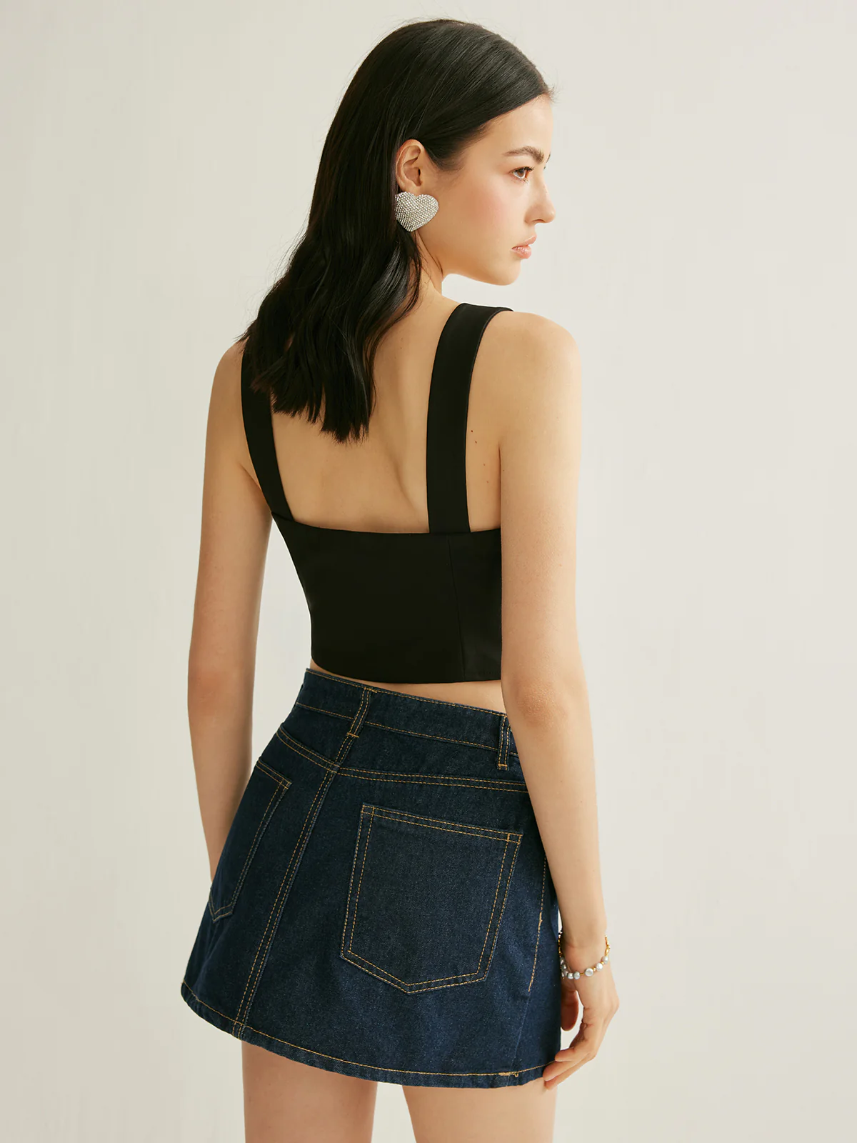 Pearl Bow Detail Crop Top - Takermore