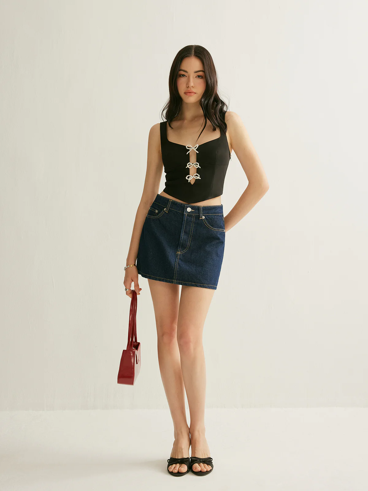 Pearl Bow Detail Crop Top - Takermore