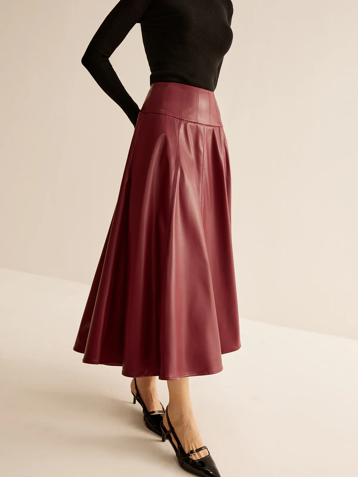 Back Zipper Pleated Faux Leather Skirt - Takermore