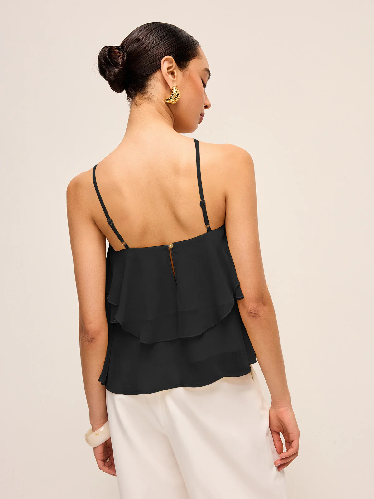 Floral Ruffle Halter Top - Takermore