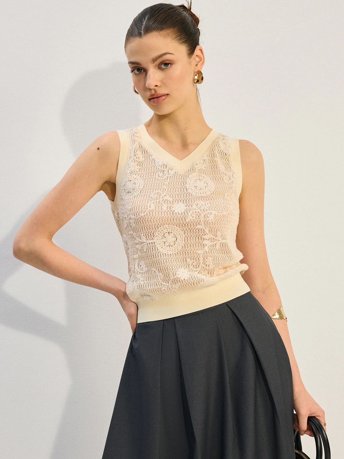 Semi-Sheer Ribbed V-Neck Knit Vest - Takermore