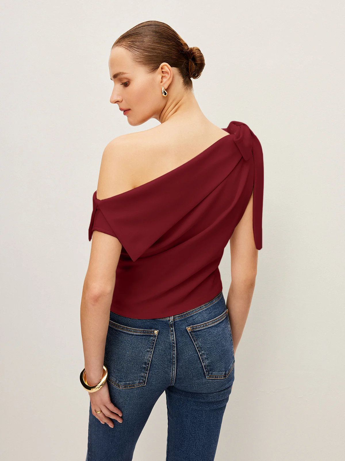 One-Shoulder Top With Bow Detail - Takermore