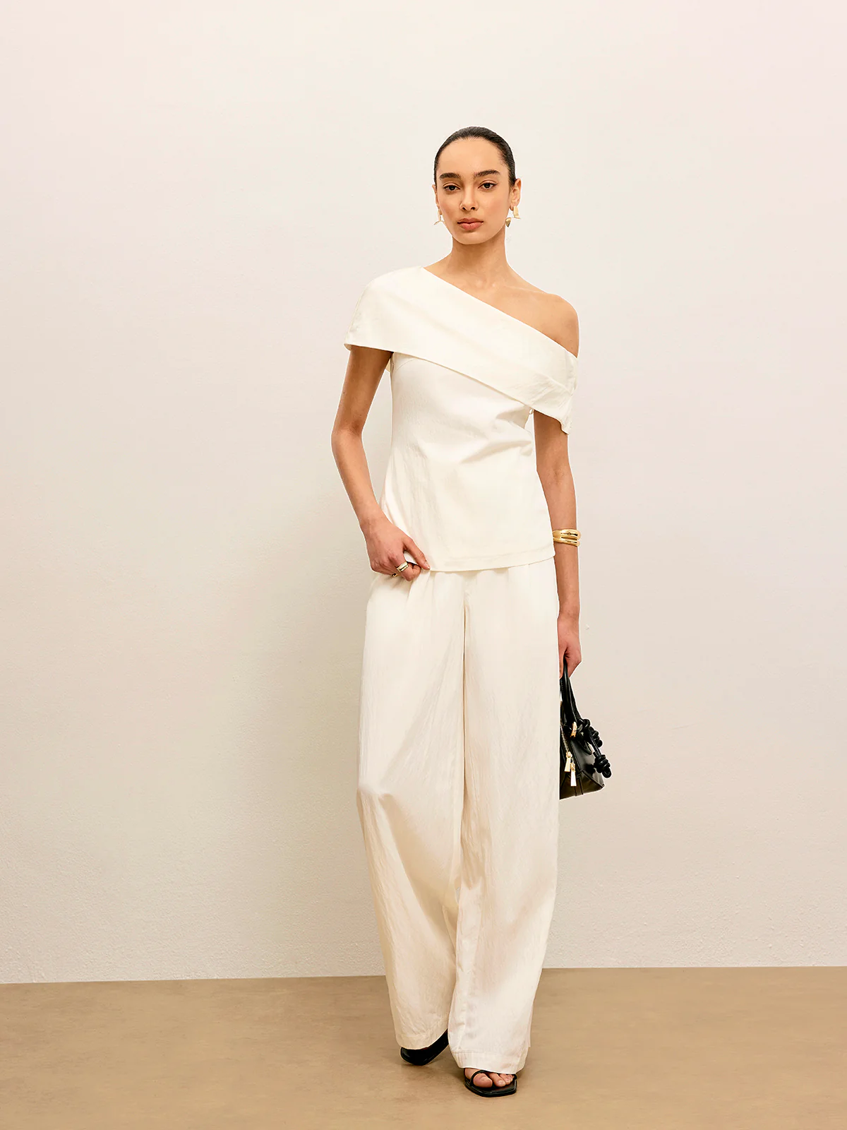 One-Shoulder Draped Top - Takermore