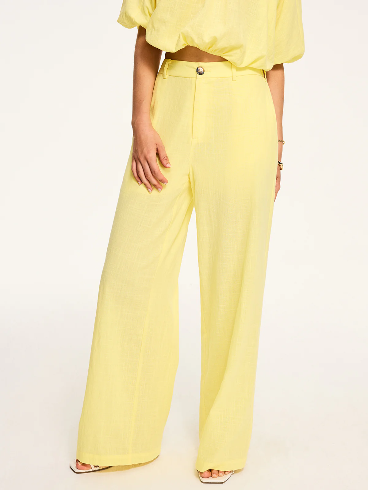 High-Waisted Wide-Leg Pants - Takermore