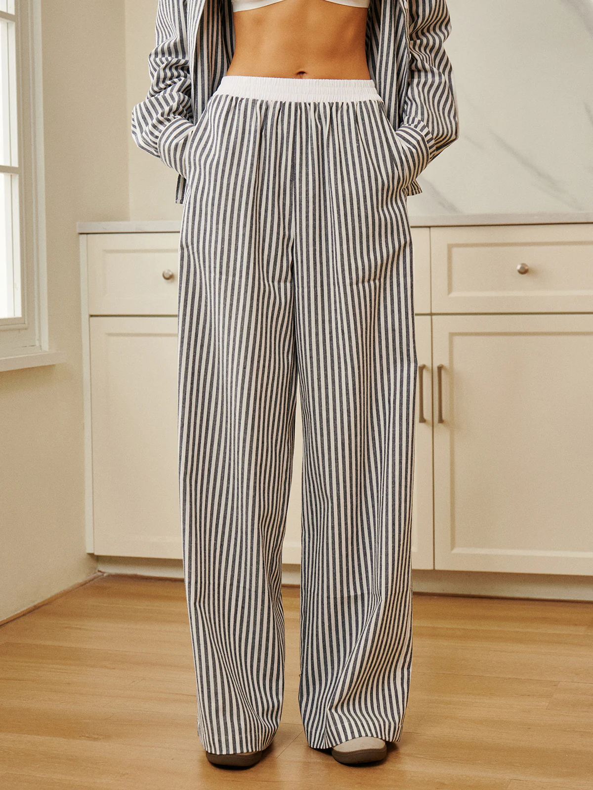 Pinstripe Contrast Binding Wide Leg Pants - Takermore