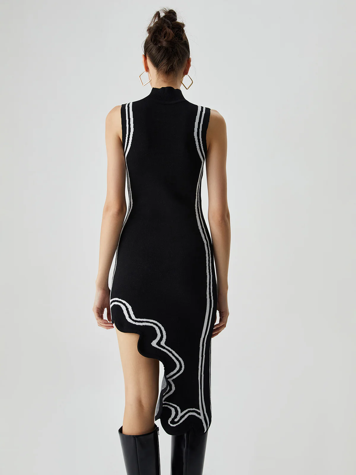 Knit Asymmetric Contrast Trim Mock Neck Midi Dress - Takermore