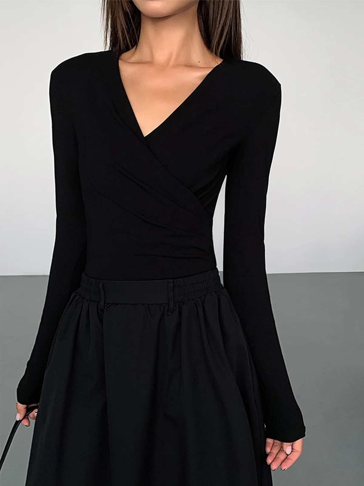 V-Neck Double Pockets Long Sleeve Long Dress - Takermore