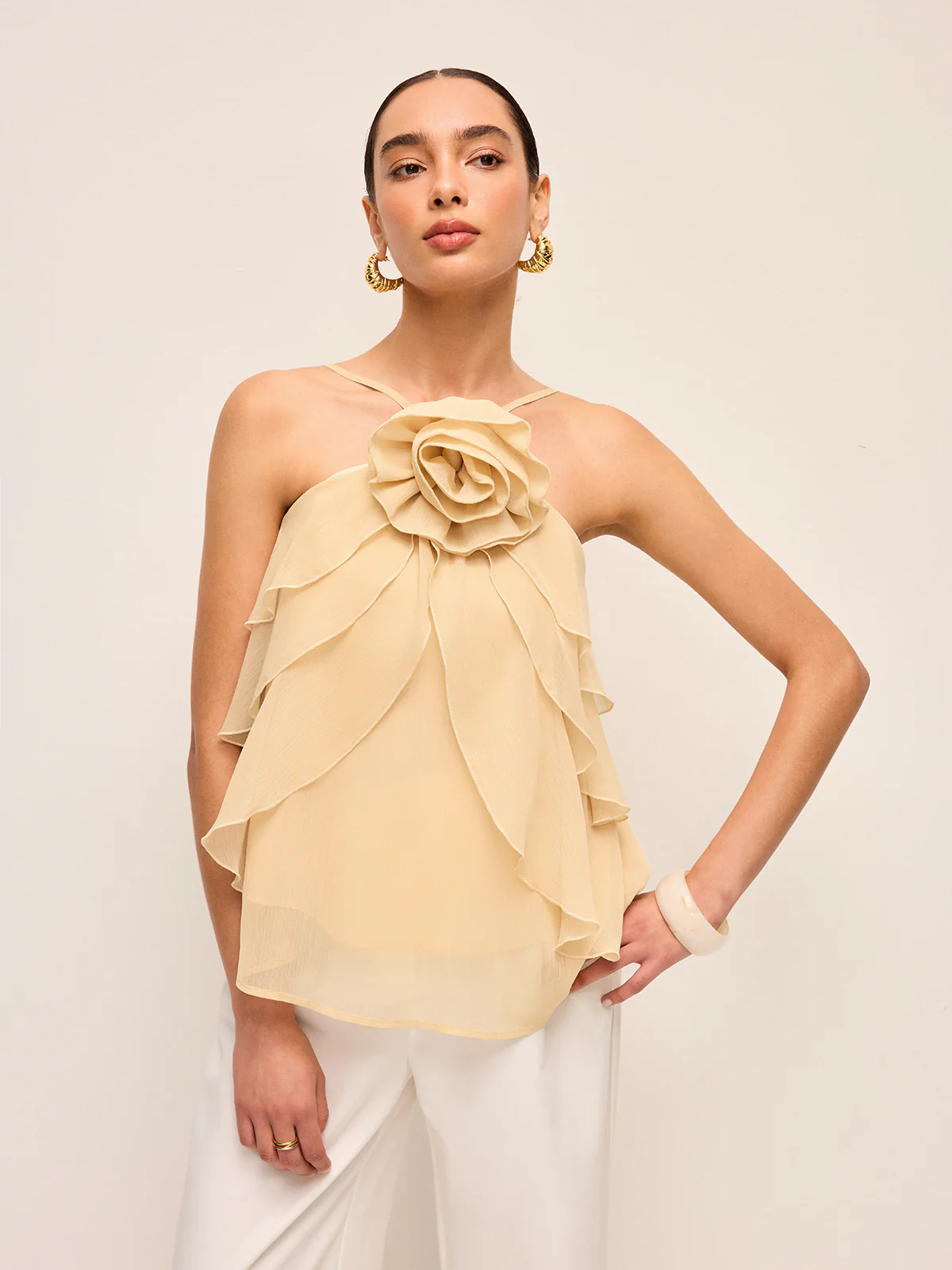 Floral Ruffle Halter Top - Takermore