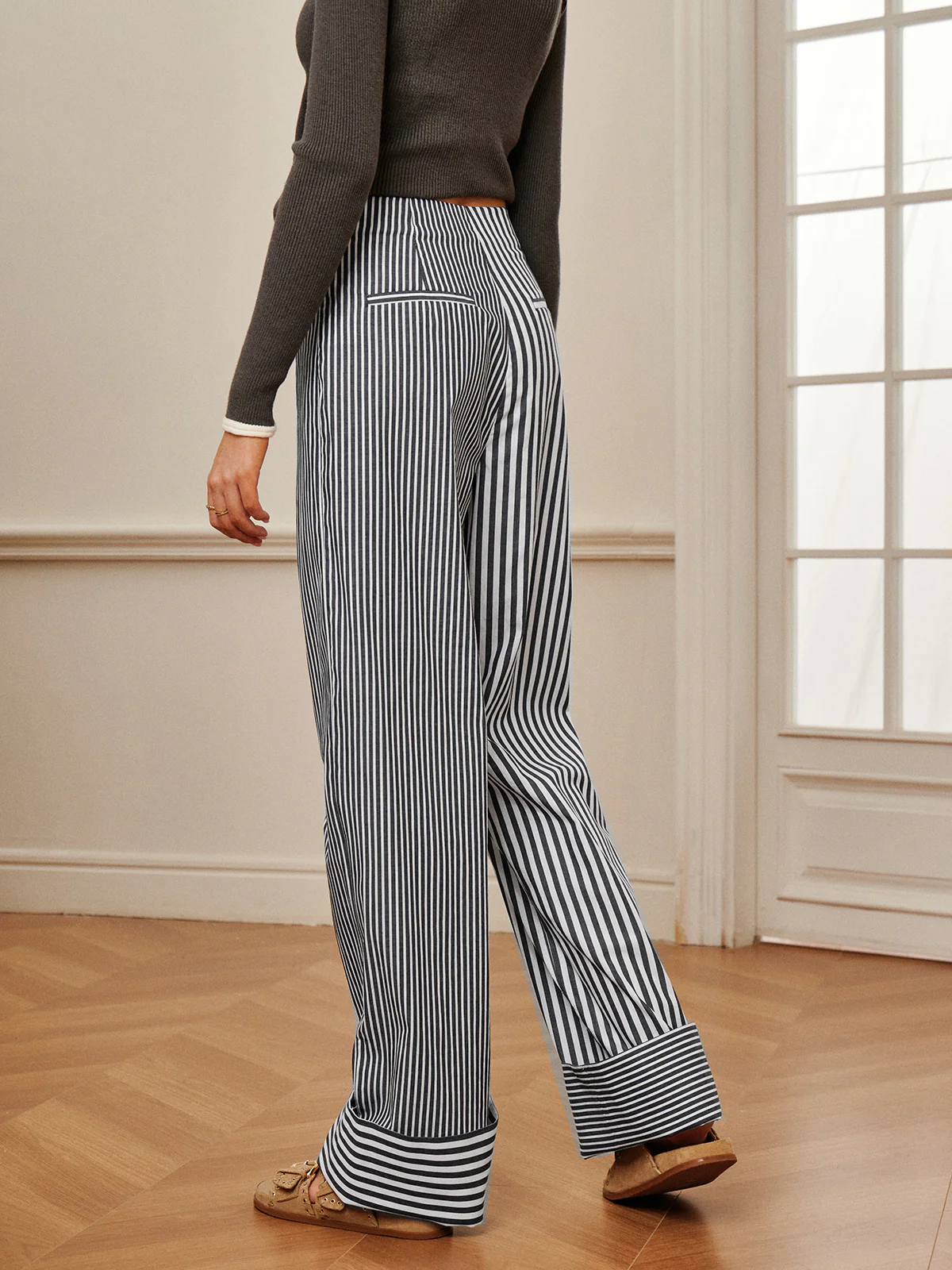 Cotton Contrast Binding Pinstripe Pants - Takermore