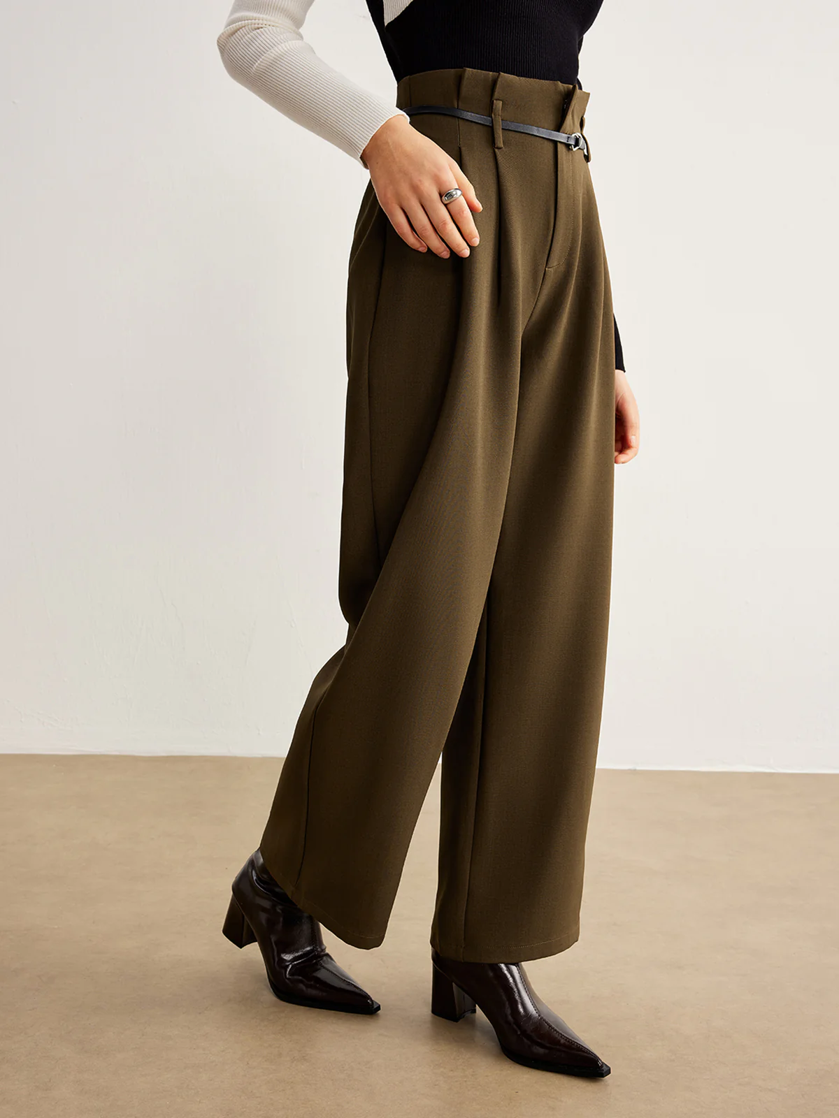 Slim-Belt Pleated Pants - Takermore