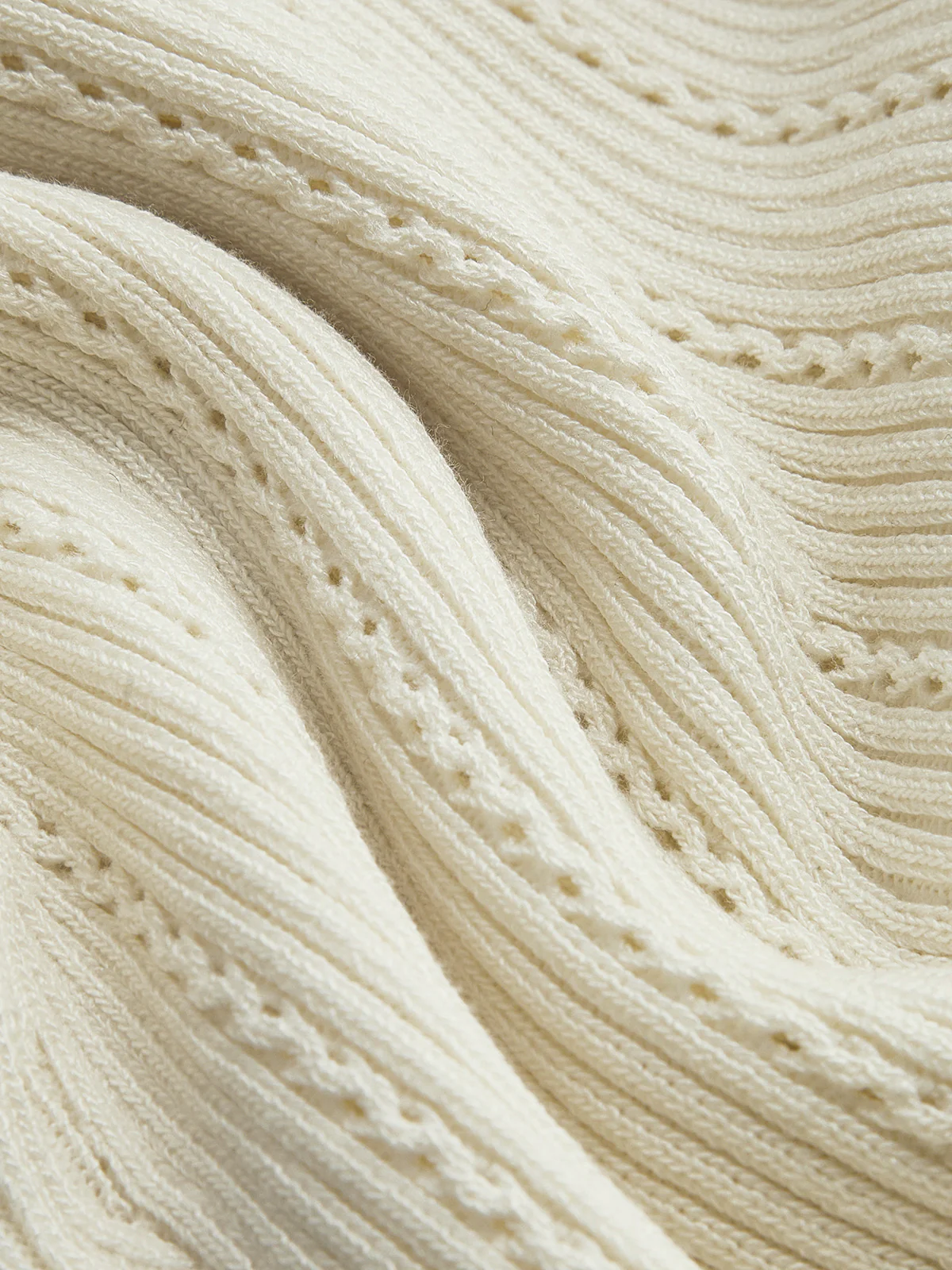 V-Neck Contrast Trim Belted Sweater Dress - Takermore