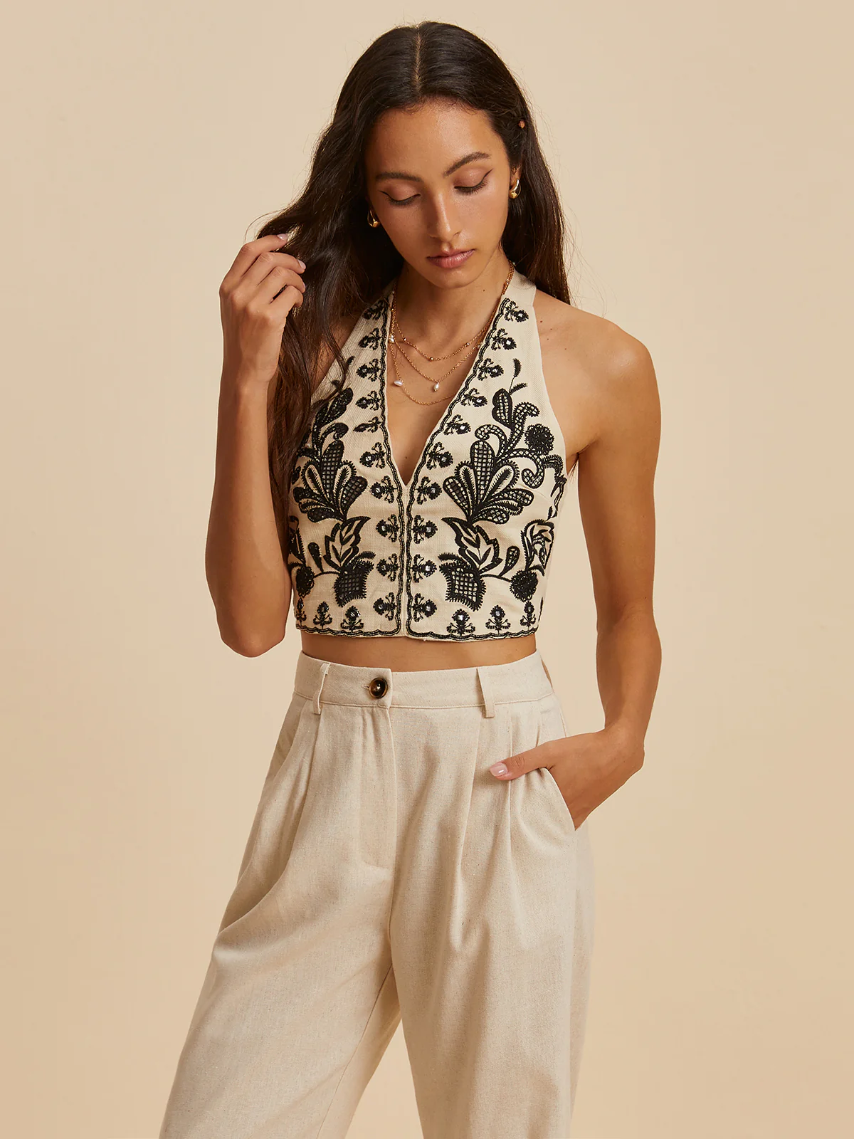 Embroidery Print V-Neck Halter Top - Takermore