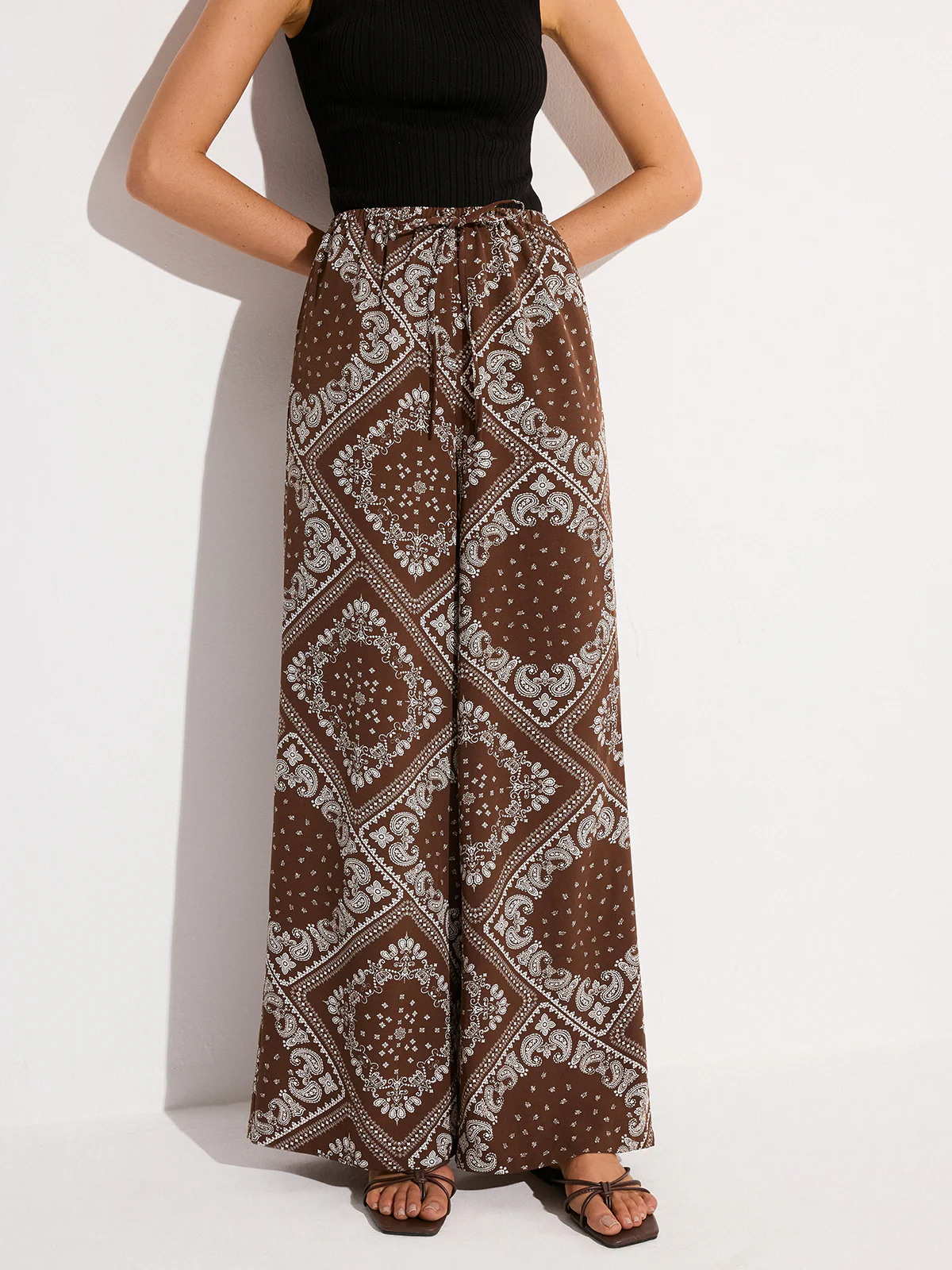 Paisley Print Pocketed Wide-Leg Pants - Takermore