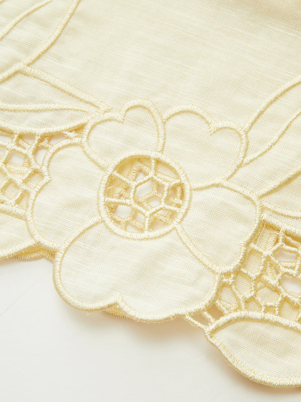 Linen & Cotton Embroidered Tank Top - Takermore