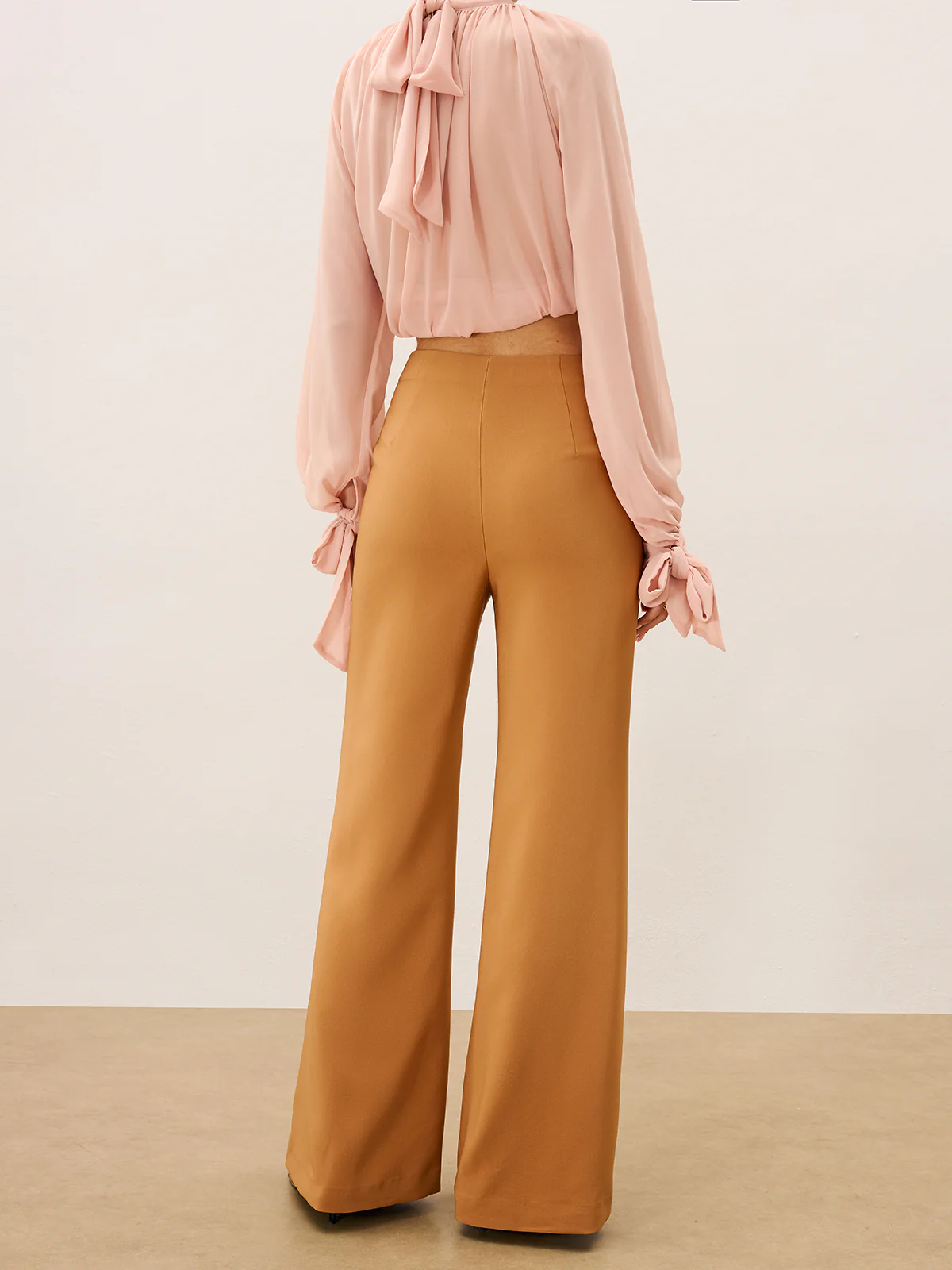 Trimmed Mid-Rise Wide-Leg Pants - Takermore