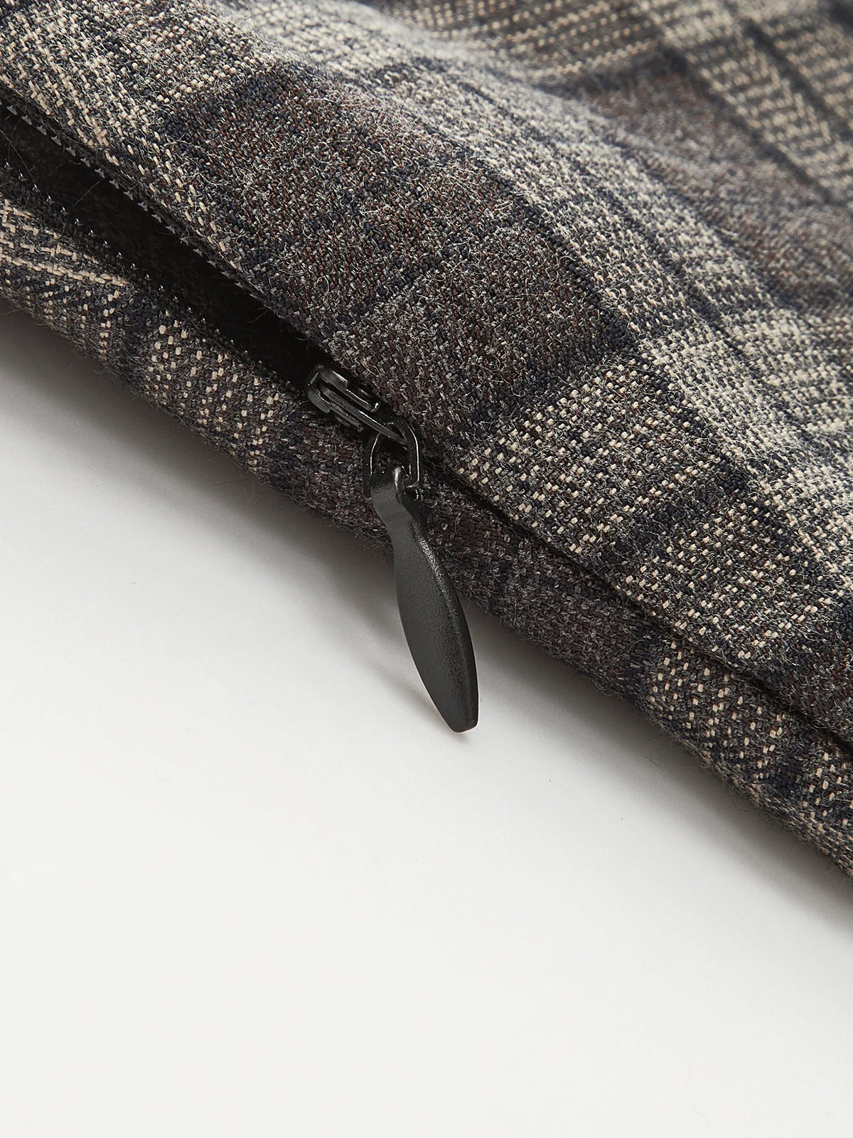 Mid-Waist Checked Pleated Skirt With Belt - Takermore