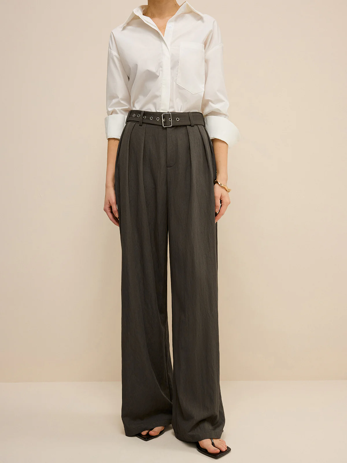 Army Green Belted Pleated Wide-Leg Pants - Takermore
