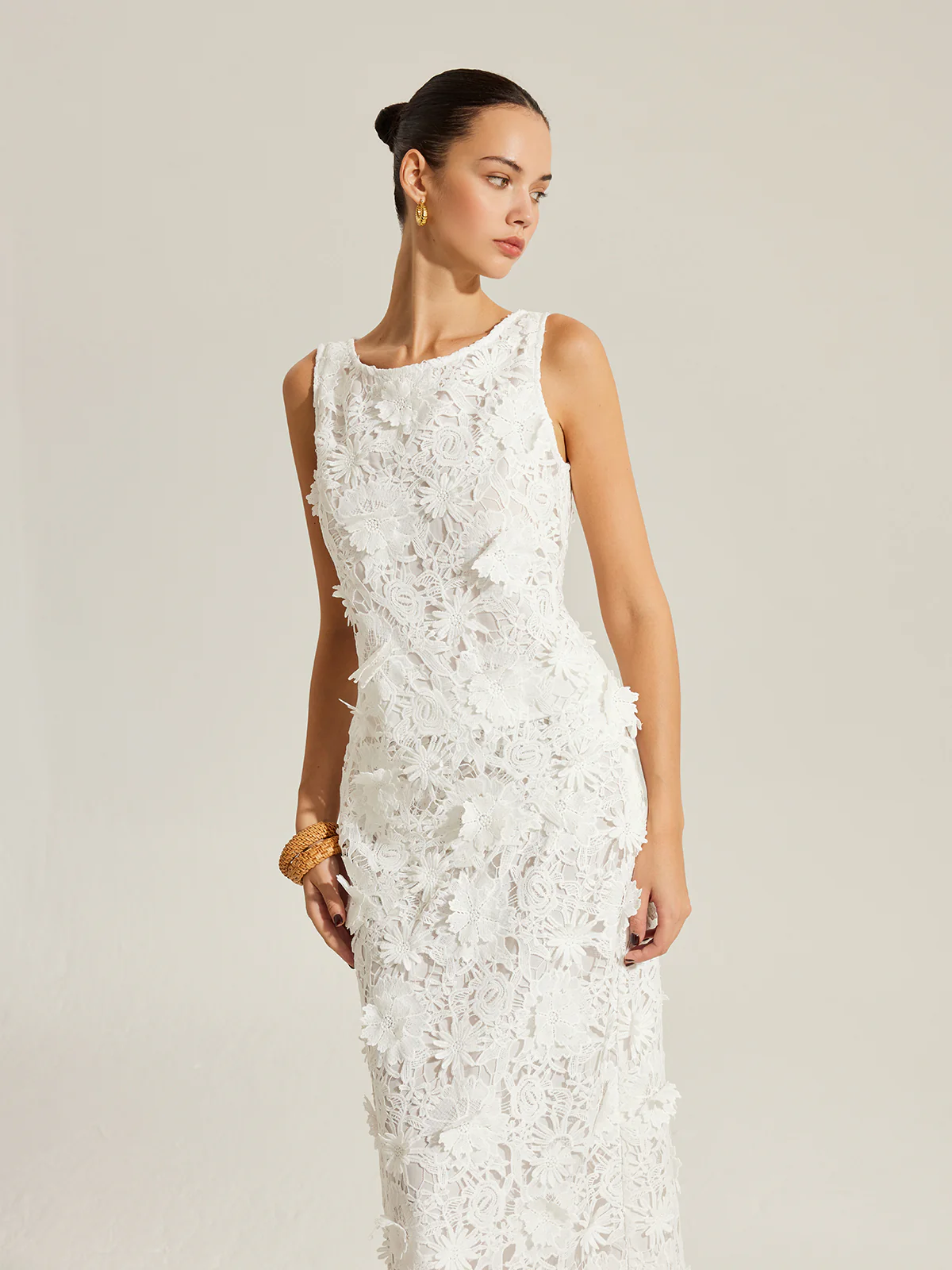 Floral Embroidered Sleeveless Lace Top - Takermore