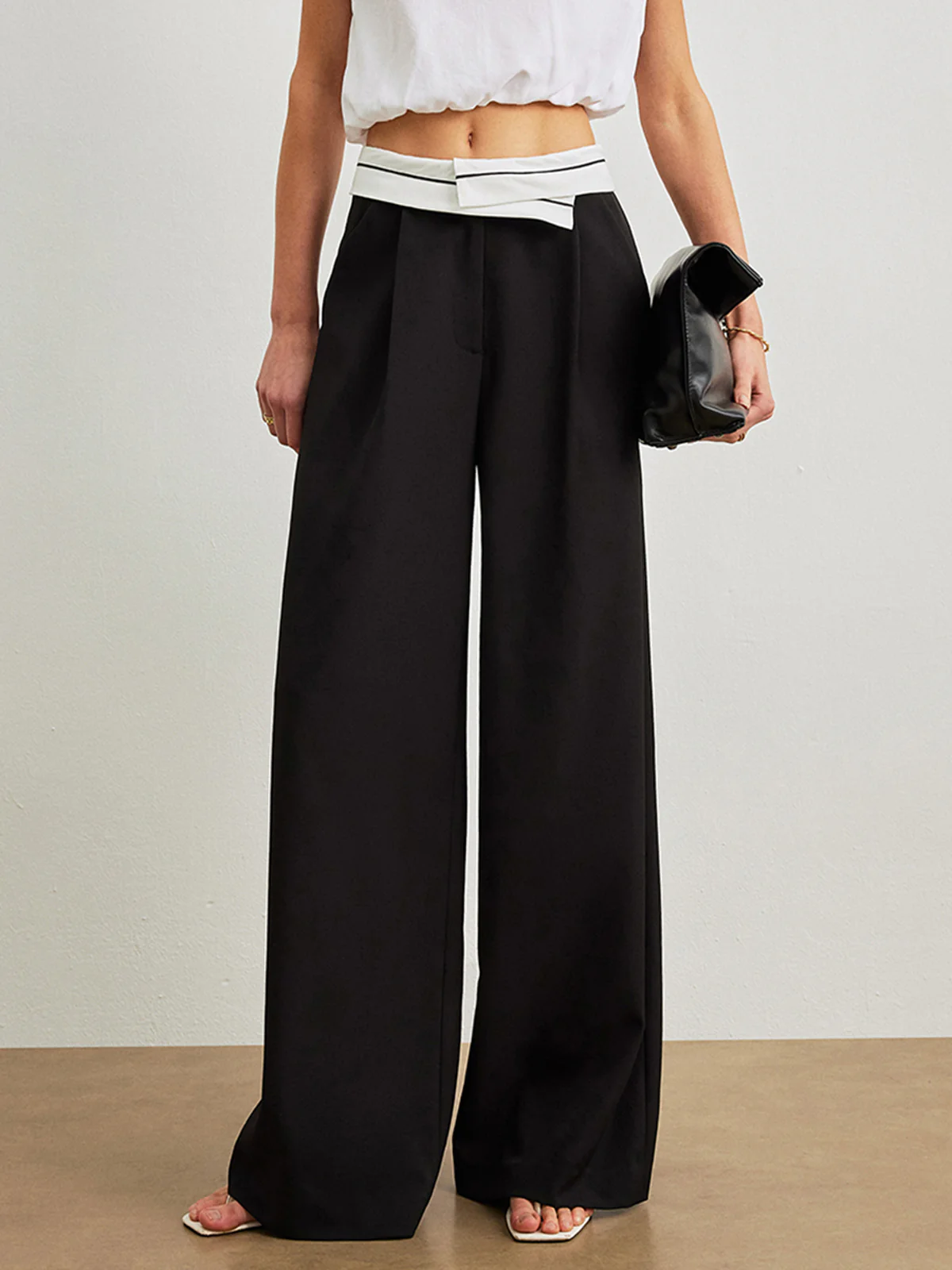Mid-Waist Pants With Pockets & Contrast Waistband - Takermore