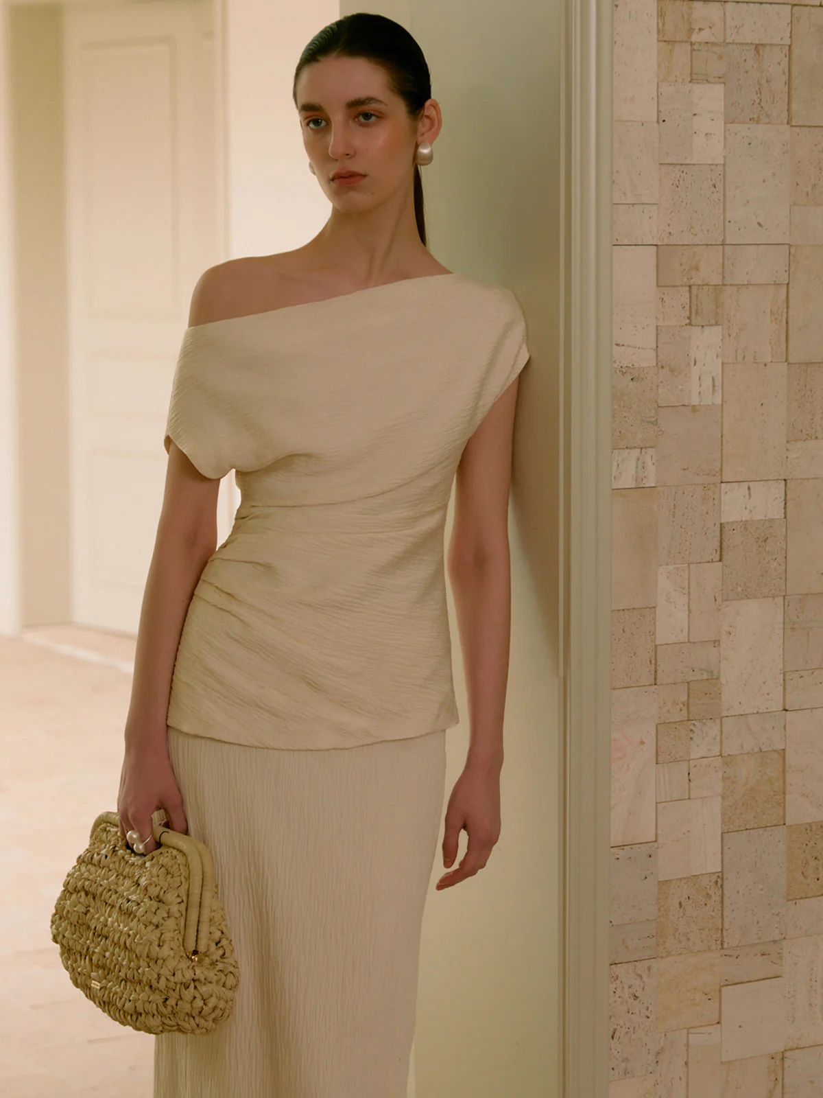 Asymmetrical Neck One Shoulder Off Pleated T-Shirt - Takermore