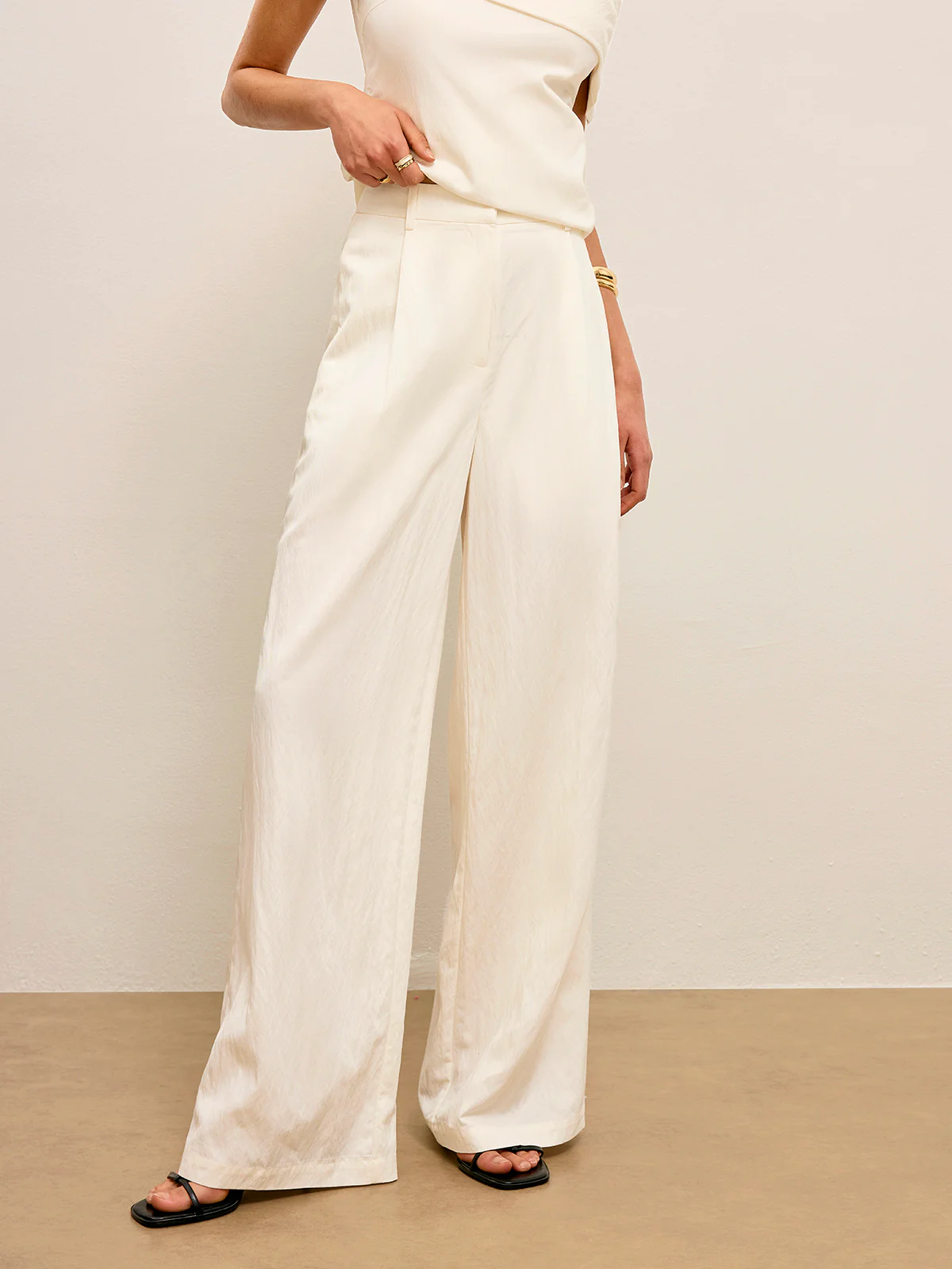 Mid-Waist Pocket Detail Pants - Takermore