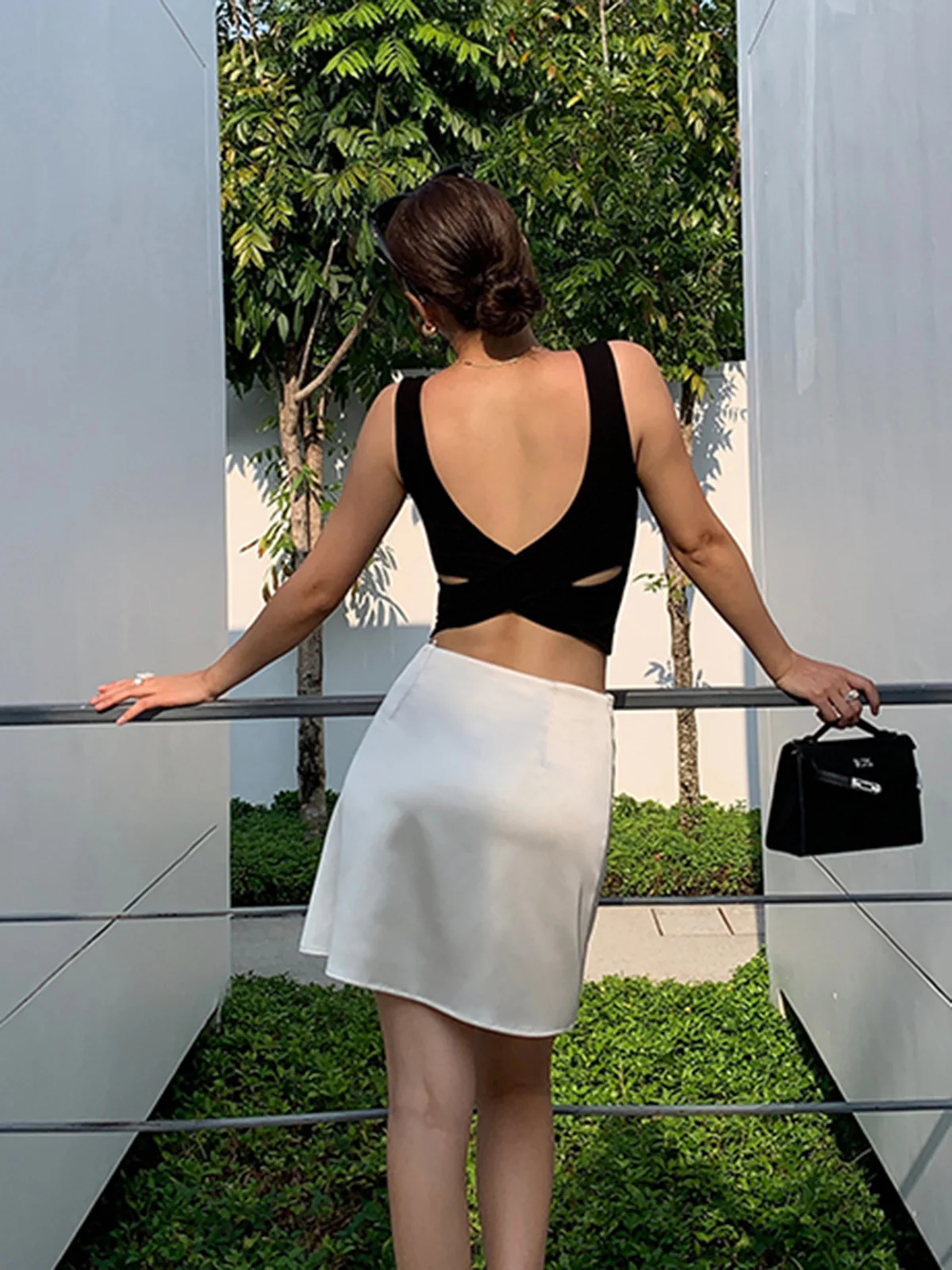 Cross Back Crop Strappy Top - Takermore