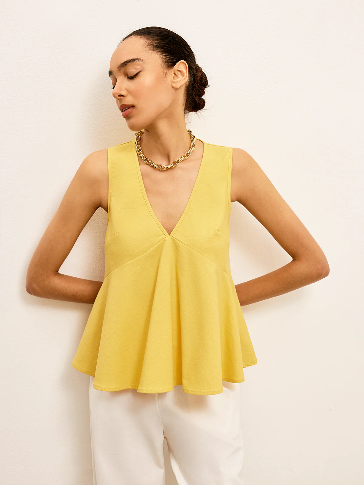 Cotton & Linen V-Neck Peplum Top - Takermore