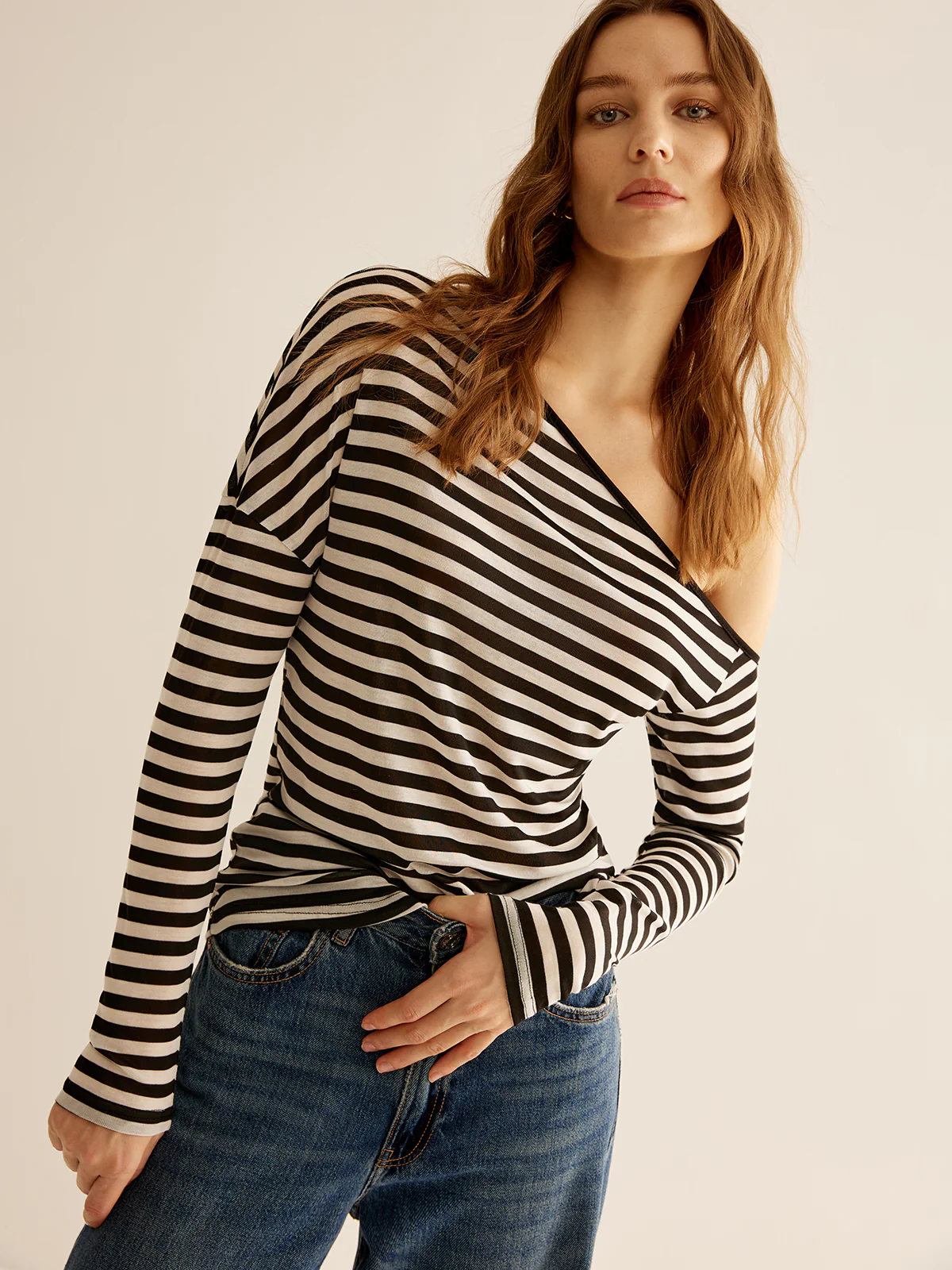 Asymmetrical Collar Striped T-Shirt - Takermore