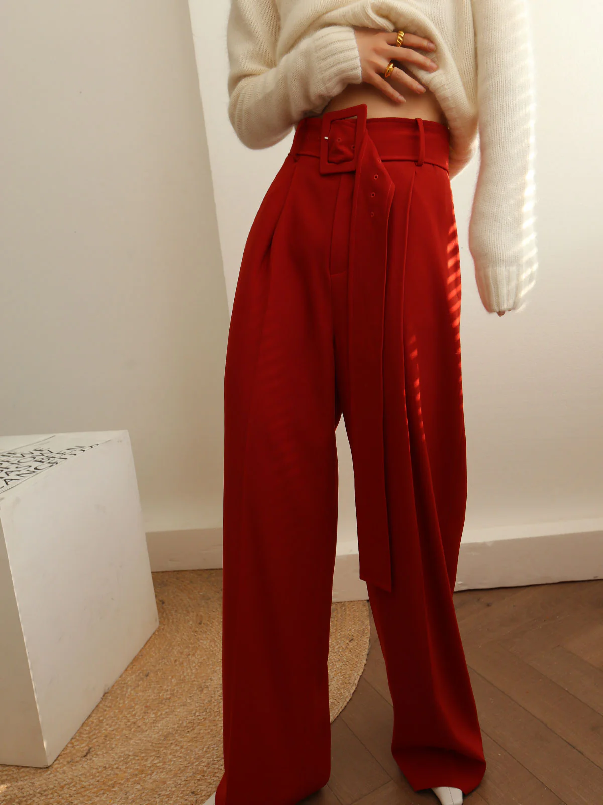 Pleated Wide Belted Pants - Takermore
