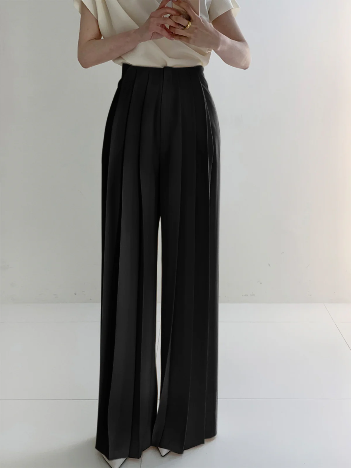 Pleated High Waist Wide Leg Pants - Takermore