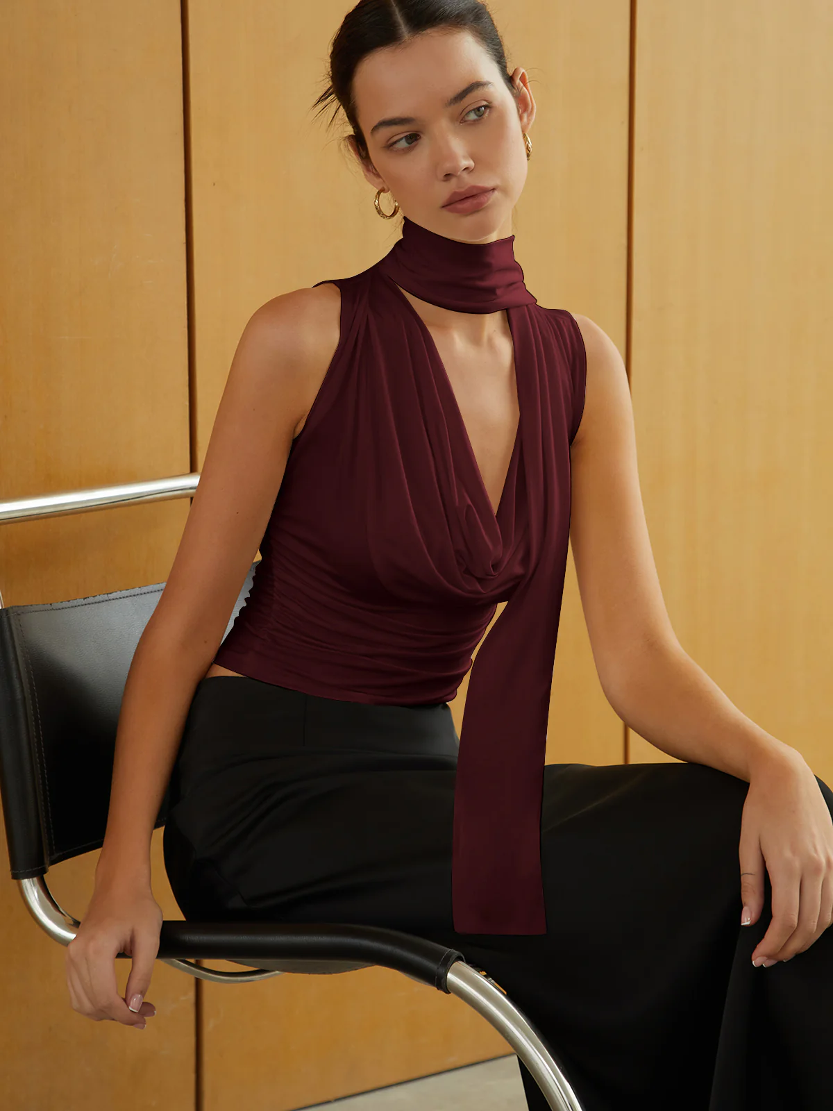 Solid Twist Front Sleeveless T-Shirt - Takermore