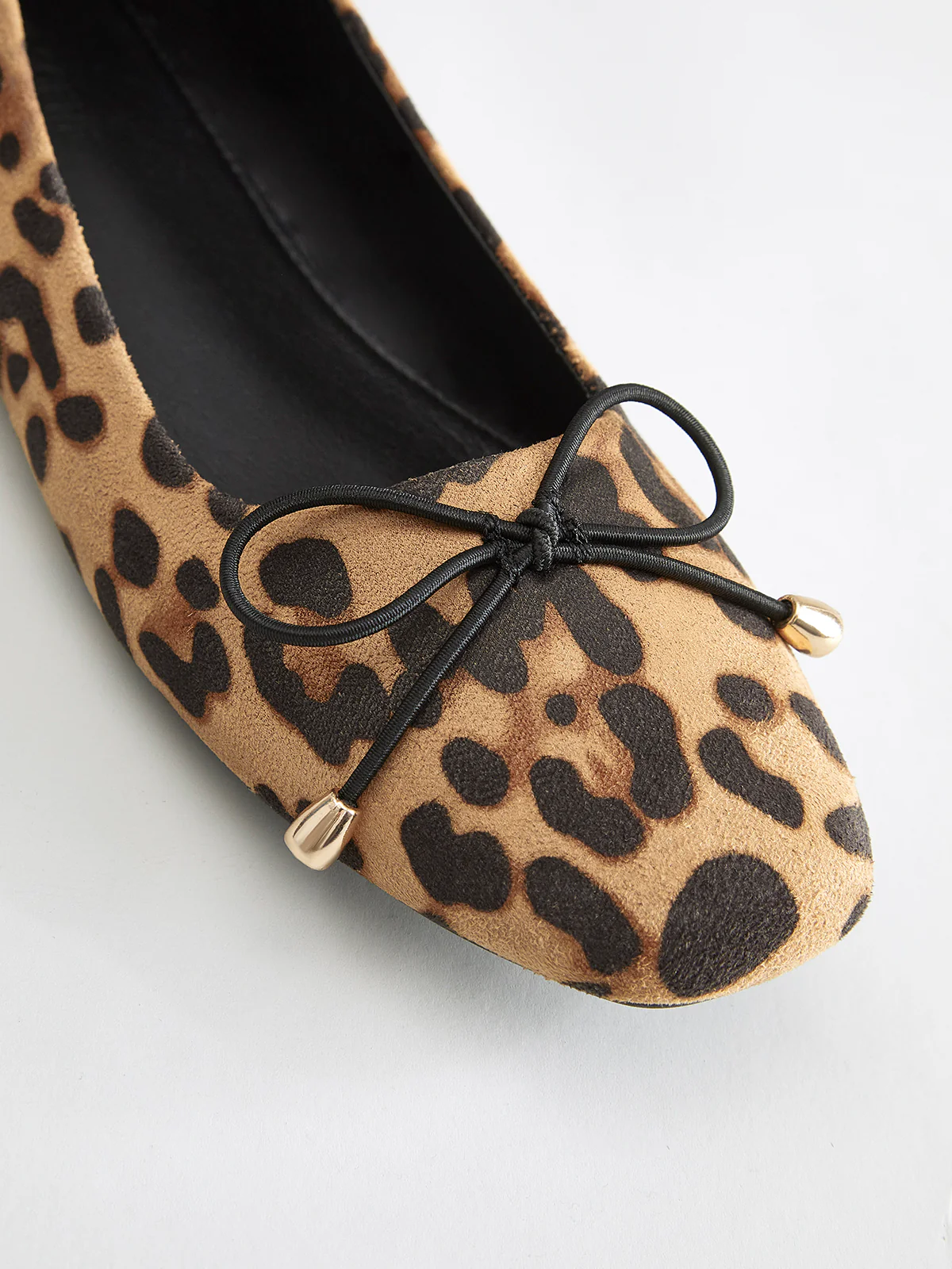 Bow-Decor Leopard Printed Ballet Flats - Takermore
