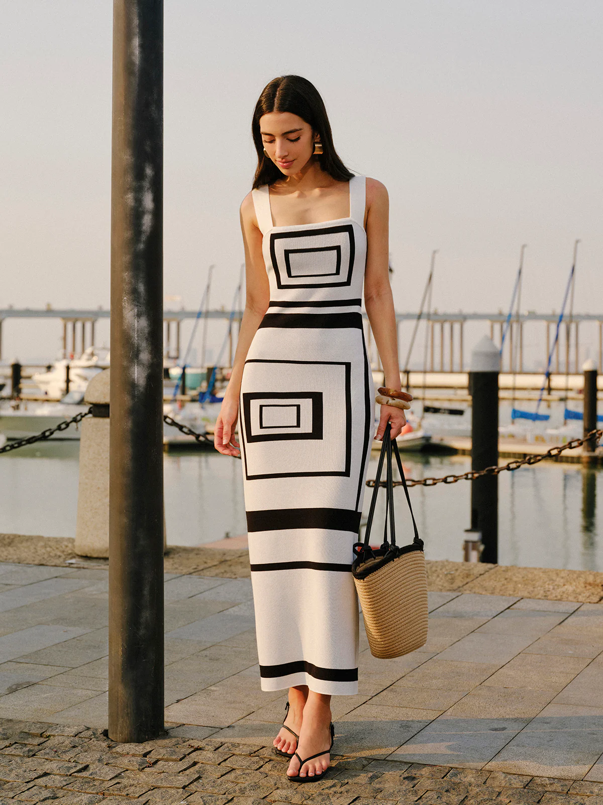 Geometrical Panel Square Neck Sweater Dress - Takermore