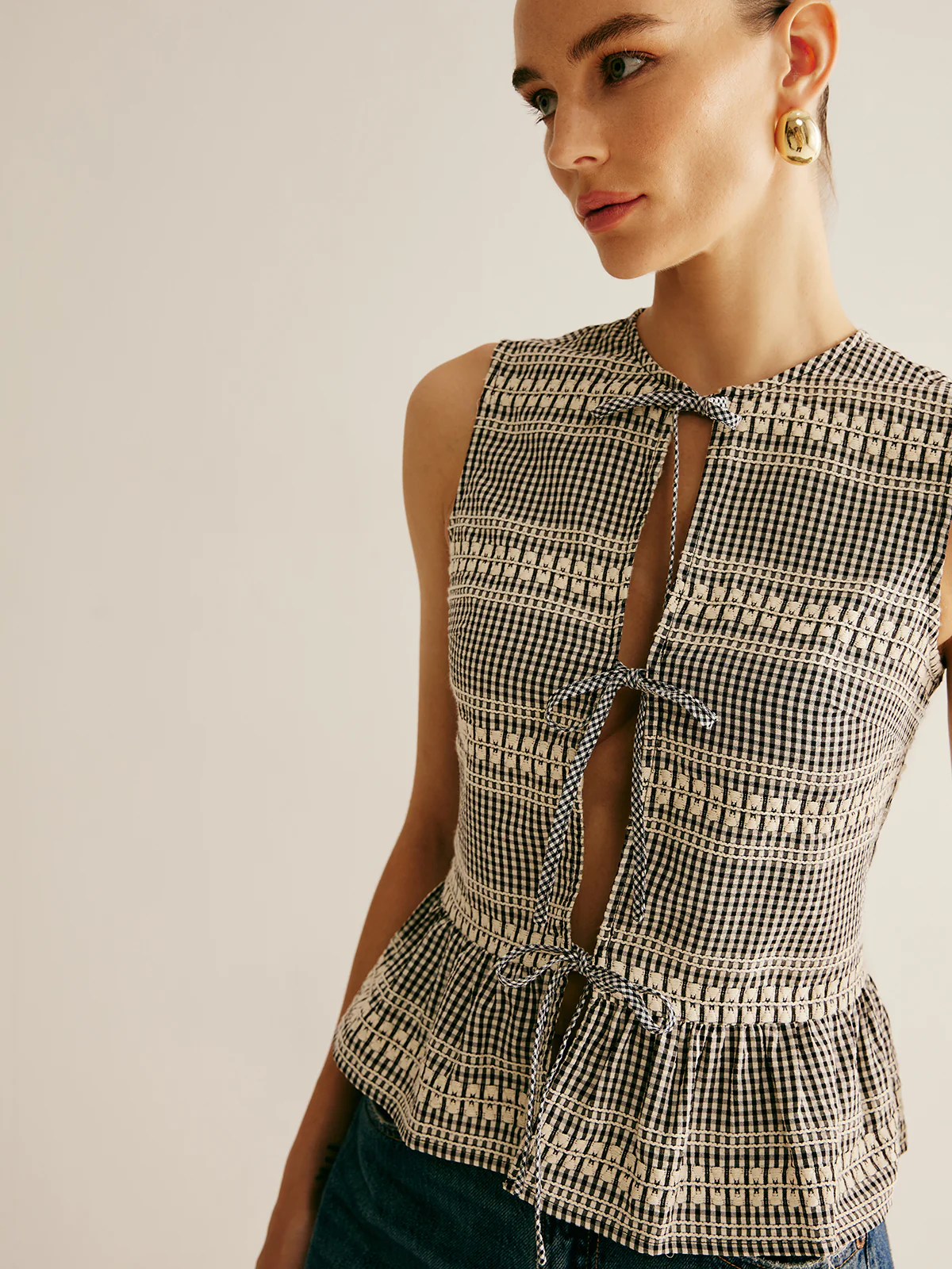 Plaid Tie Front Ruffle Tank Top - Takermore