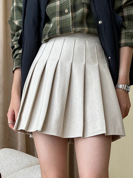 Versatile Pleated Mini Skirt - Takermore