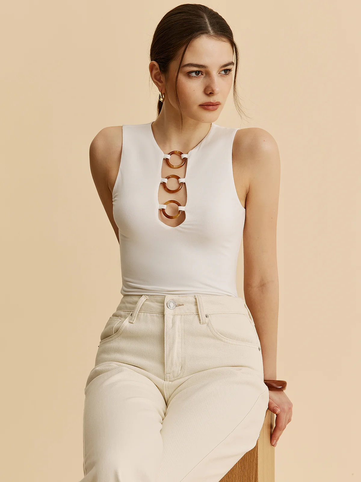Ring Detail Cutout Tank Top - Takermore