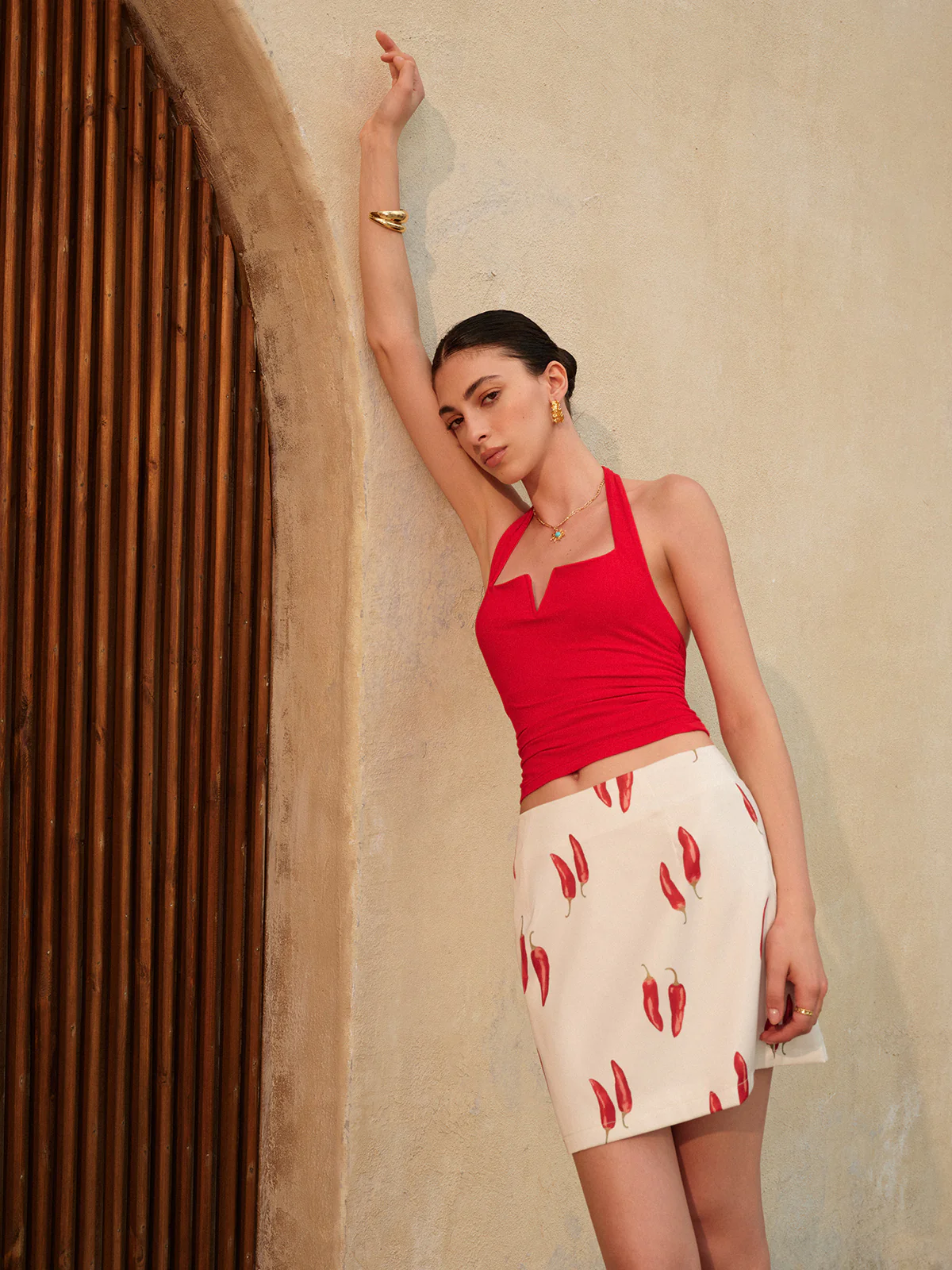 Backless Halter Top - Takermore