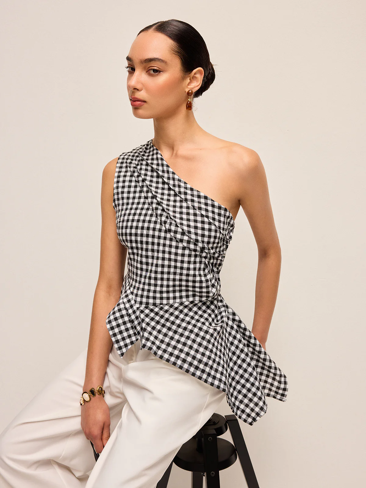 Asymmetrical Checkered One-Shoulder Tank Top - Takermore
