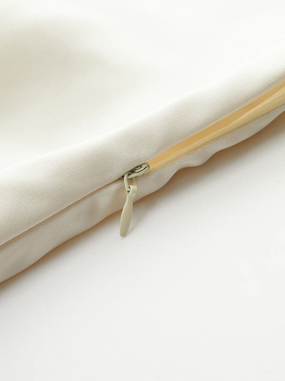 One-Shoulder Asymmetric Hem Top with Bow Detail - Takermore