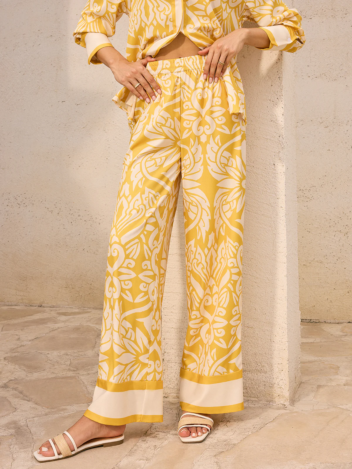 Patterned High-Waisted Wide-Leg Pants - Takermore