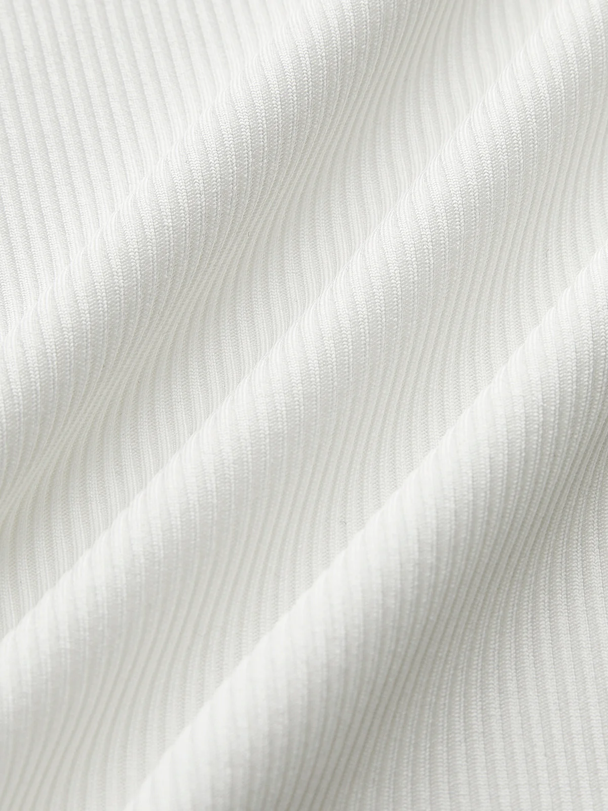 Ribbed Knit Top With Metal Detail - Takermore